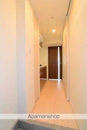 ステージファーストつつじヶ丘アジールコート[1K/25.36m2]の玄関