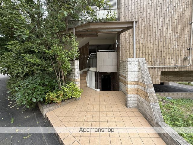 カルム東豊中の玄関写真