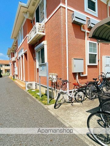 東武伊勢崎・大師線 谷塚駅 徒歩15分 2階建 築19年の外観写真