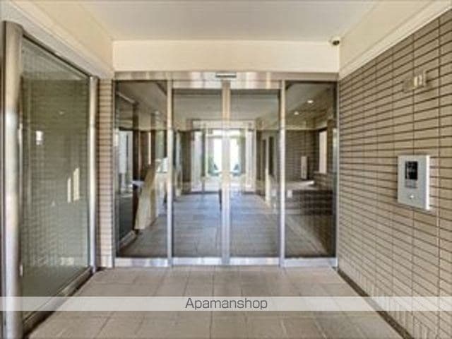 ハーモパレス福岡の玄関写真