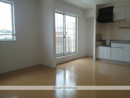 エレガント[2LDK/57.71m2]のリビング・居間2