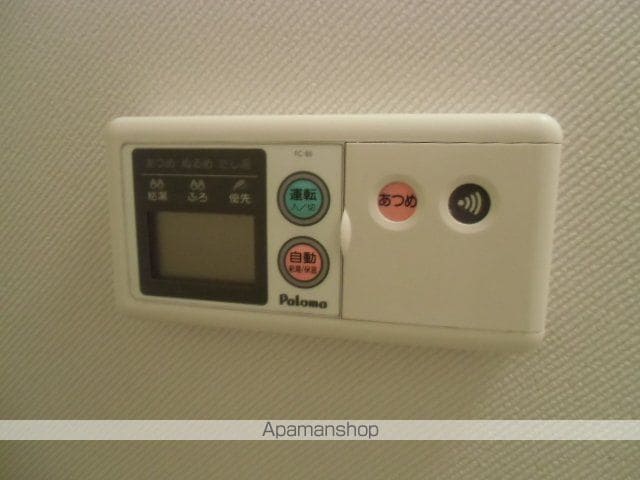 モントレーツチヤAの内装写真