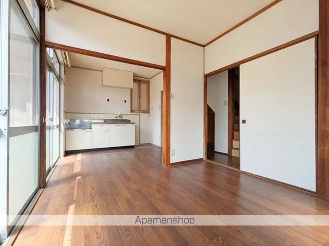 浜町店舗付き戸建の内装写真