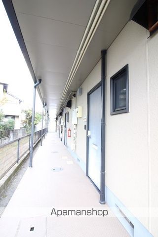 フレグランス 96の玄関写真
