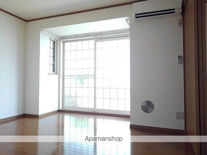 エピナール弐番館[2LDK/54.86m2]のリビング・居間