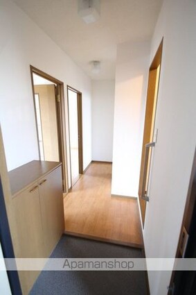 コウジィーコート前川[2DK/45.46m2]の玄関