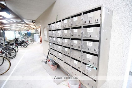 フローラル吉岡[1R/17.01m2]の共用部2