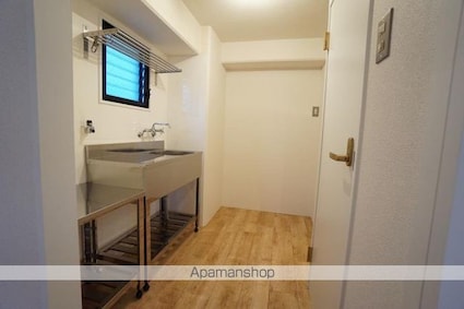 ＲＥＮＯ　１３　ＡＰＡＲＴＭＥＮＴ[1LDK/24.8m2]の内装3