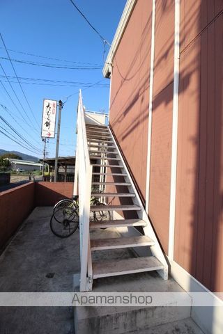 コーポサンロードの玄関写真