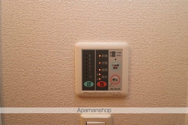Y’Sコート壱番館 IIIの内装写真