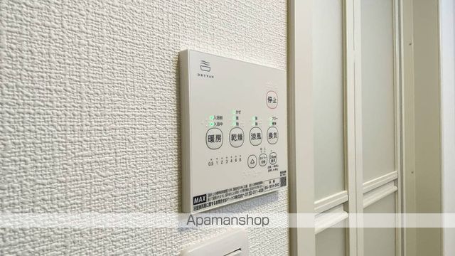 フレグランス 96の内装写真