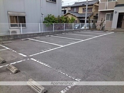 和歌山県和歌山市木ノ本[2DK/54.32m2]の駐車場4