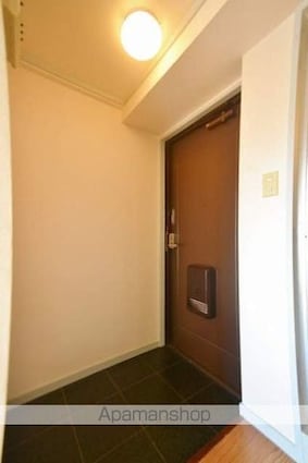 ル・シエール岡田[1K/17.5m2]の玄関
