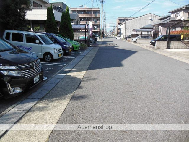 サンタティリカのその他写真