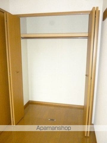 アーバンクレスト伏見Aの内装写真
