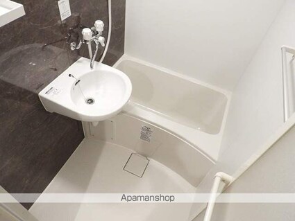 ＲＥＶＥ拝島[1R/29.46m2]のバス