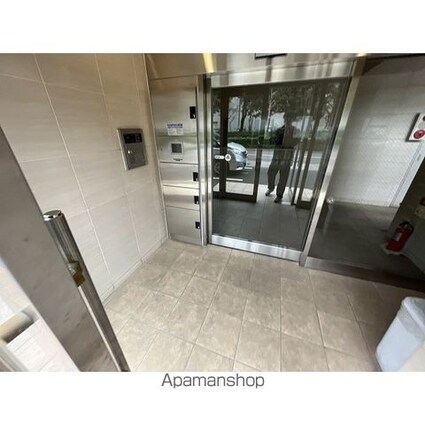 レアシス西日暮里[1DK/31.54m2]のエントランス