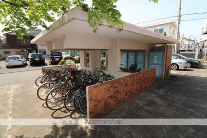 東京都三鷹市上連雀２丁目[3LDK/65.07m2]の共用部3