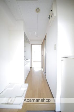 メゾンド・ドゥミュー[1R/22m2]の玄関