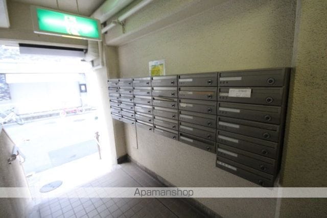 日商岩井袋町マンションの内装写真