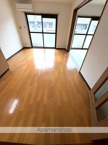 リージングマンション Bの内装写真