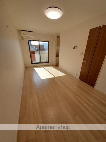 メゾン ひいらぎ IIIの内装写真