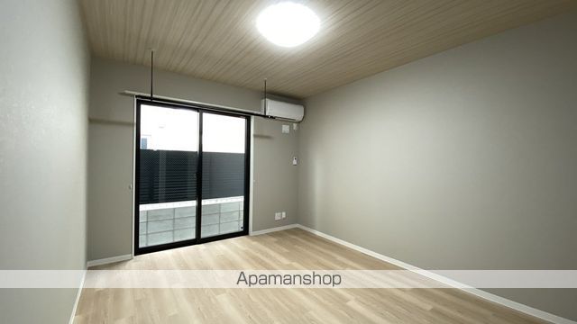 SERENADEの内装写真