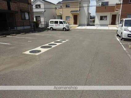 和歌山県和歌山市鳴神[2DK/50.42m2]の駐車場