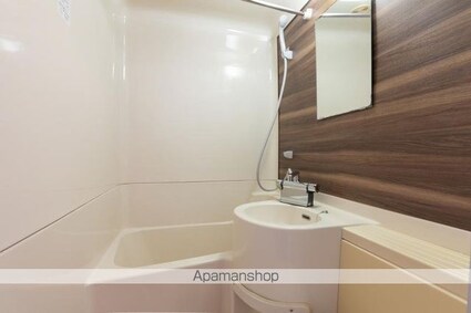 ハイツ亀岡[1R/19.84m2]のバス