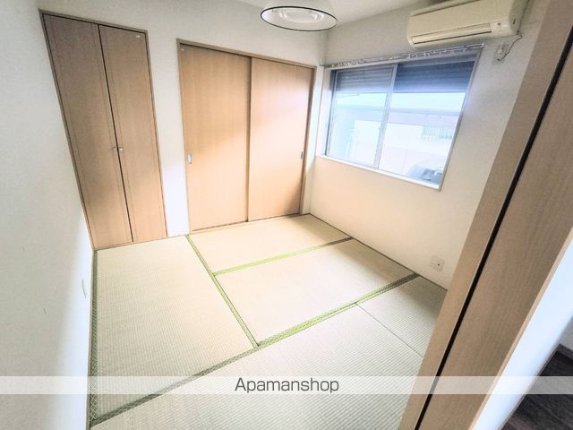 船隈貸家の内装写真