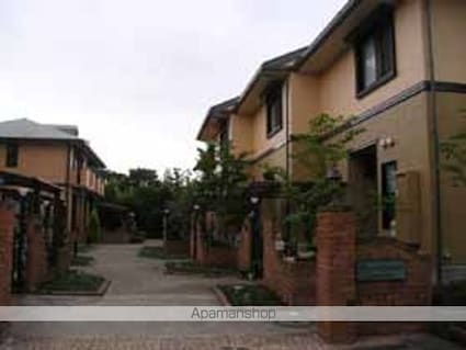 ロイヤルガーデン壱－七番館[3LDK/88.77m2]のロビー