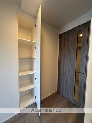 プレディアコート三軒茶屋[1LDK/36.16m2]の収納1