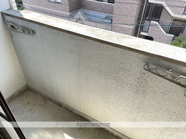 宇品丸八ビルの内装写真