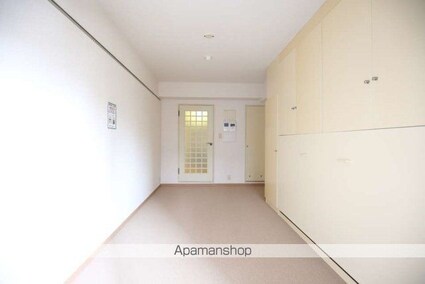 東京都台東区千束３丁目[1K/22.68m2]のリビング・居間2