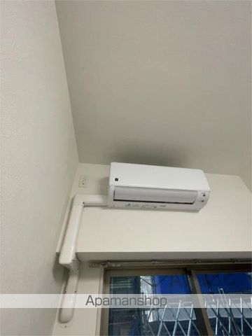 フォレスト コナ名駅の内装写真