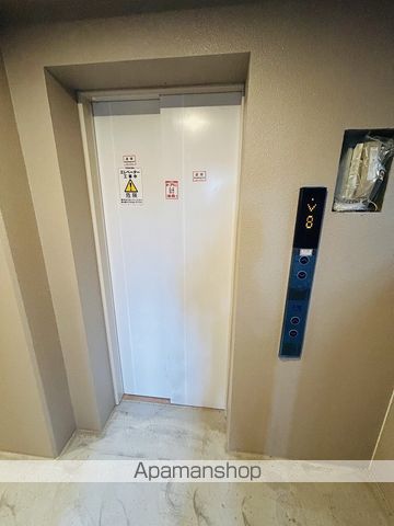 SERENITE SHIN−OSAKA ARIEの玄関写真