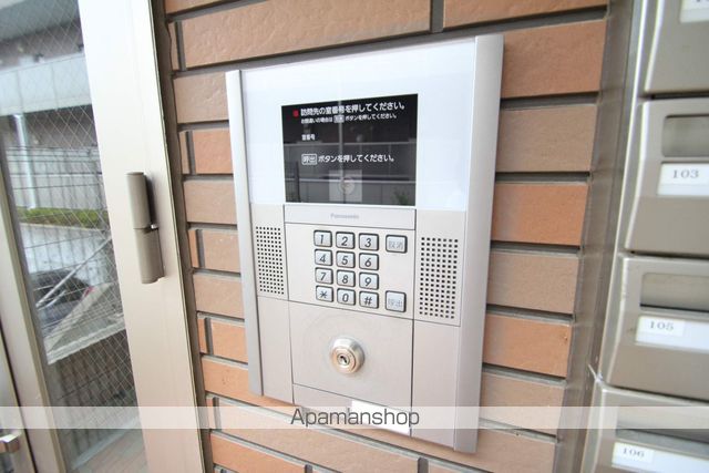 アンプルール クラージュコリーヌシャンIIの内装写真