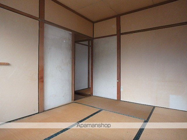 歌志内市 2階建 築61年の内装写真