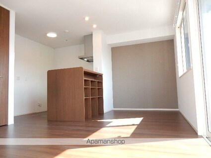 雅[1LDK/45.77m2]のリビング・居間