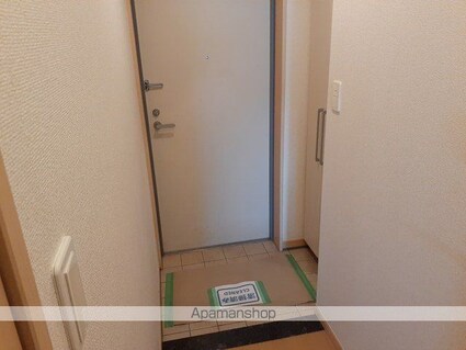 シャトーエクセラン[1R/29.52m2]の玄関