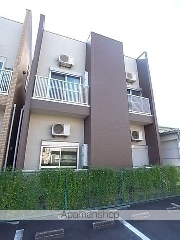 momoの外観写真