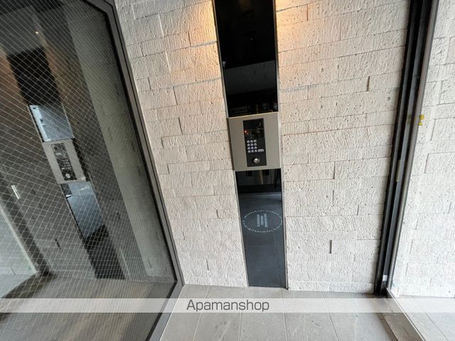 RESIDENCE SHINMEI MIYANOMORIの玄関写真