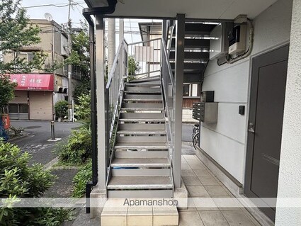 キャニオンベリー[1R/22m2]のエントランス