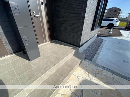 フォレスト太田[2LDK/59.55m2]のエントランス