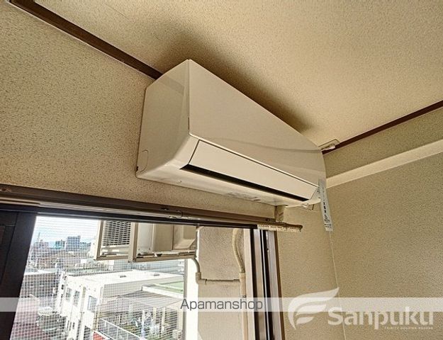 トレンディ山越の内装写真