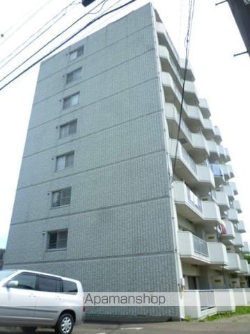 ロイヤルレインボー平岸 A棟の外観写真