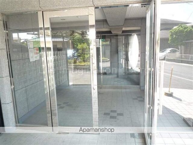 サンセールりら[2LDK/52.65m2]のエントランス