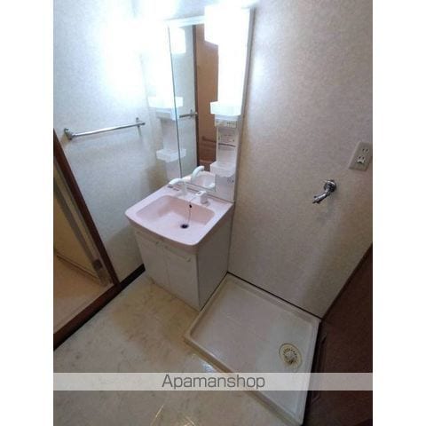 シティ ウェストの内装写真