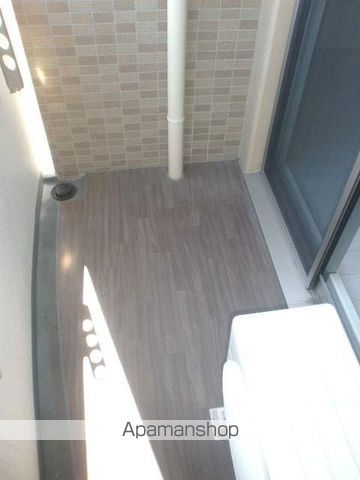 SEST新大阪の内装写真
