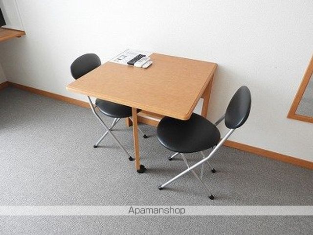 レオパレスJOUKAWARAの内装写真